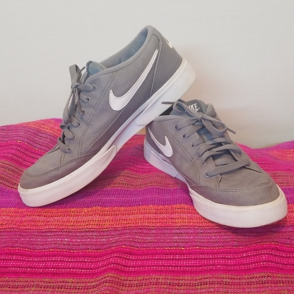 Nike Other - NIKE SHOES